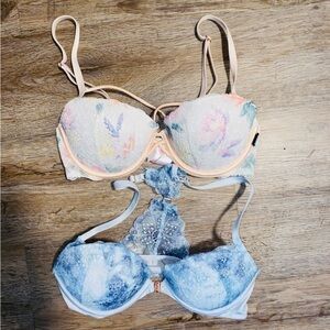 Victoria secret 2 lingerie bras 32c